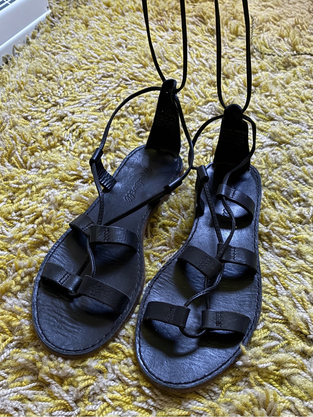 Madewell genuine leather lace up sandals, size 7